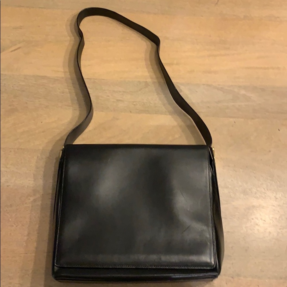 Super cute bag with small strap